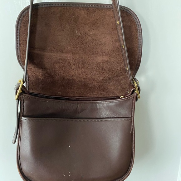 Vintage 90s Coach saddle bag - Picture 3 of 5